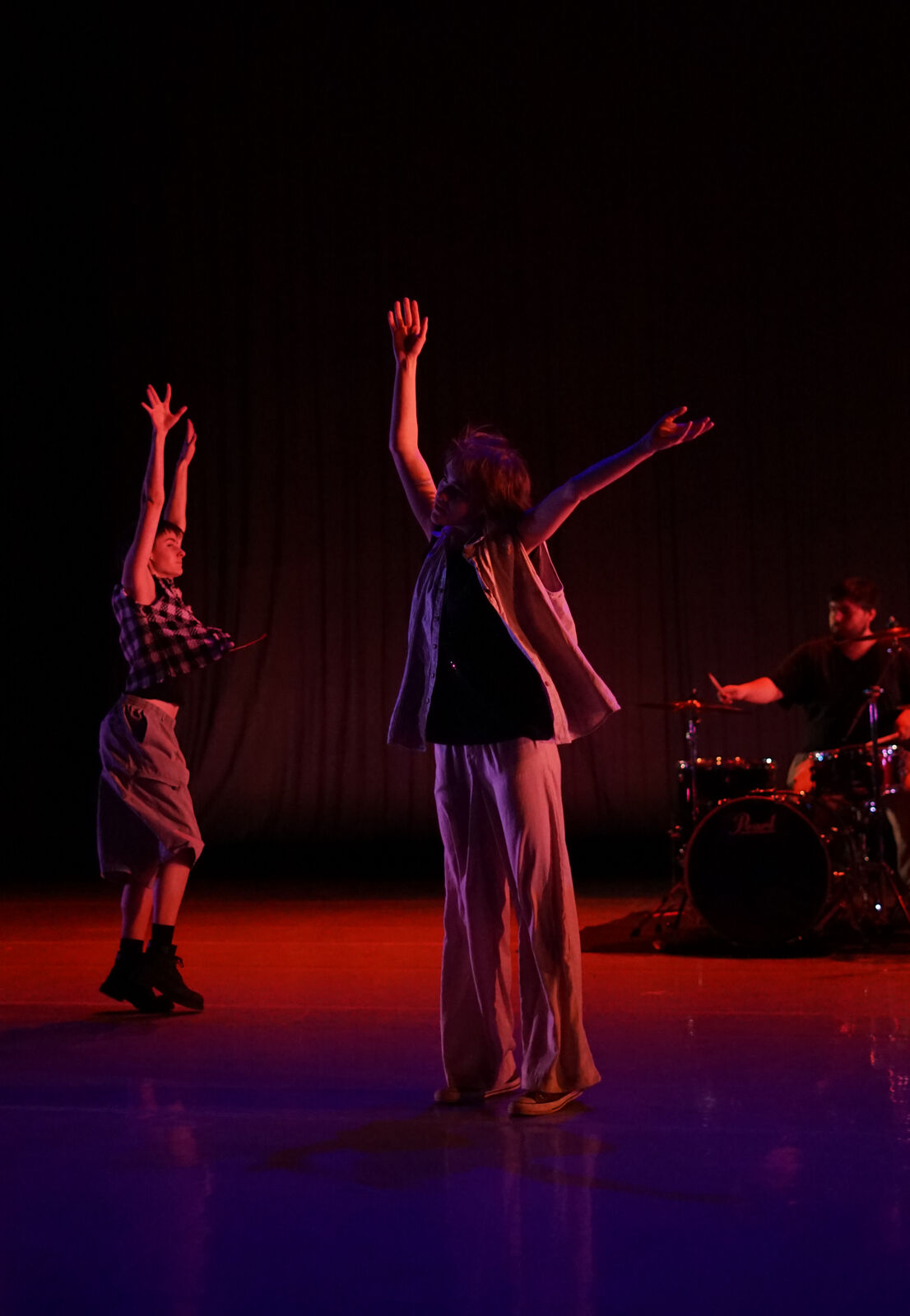 Performance photo by Lindsay Clipner (6)