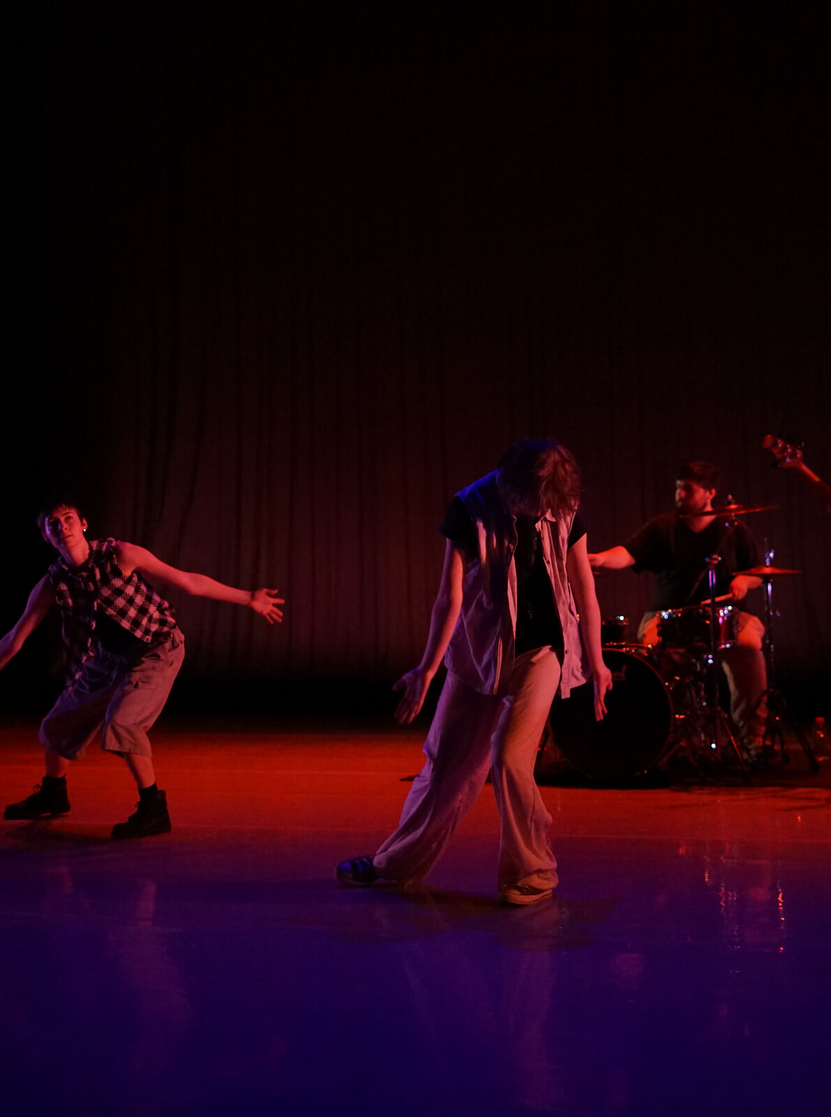 Performance photo by Lindsay Clipner (8)