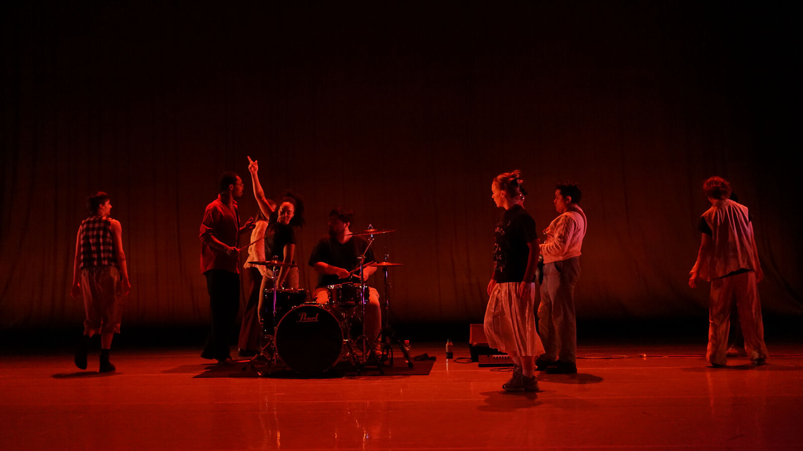 Performance photo by Lindsay Clipner (10)