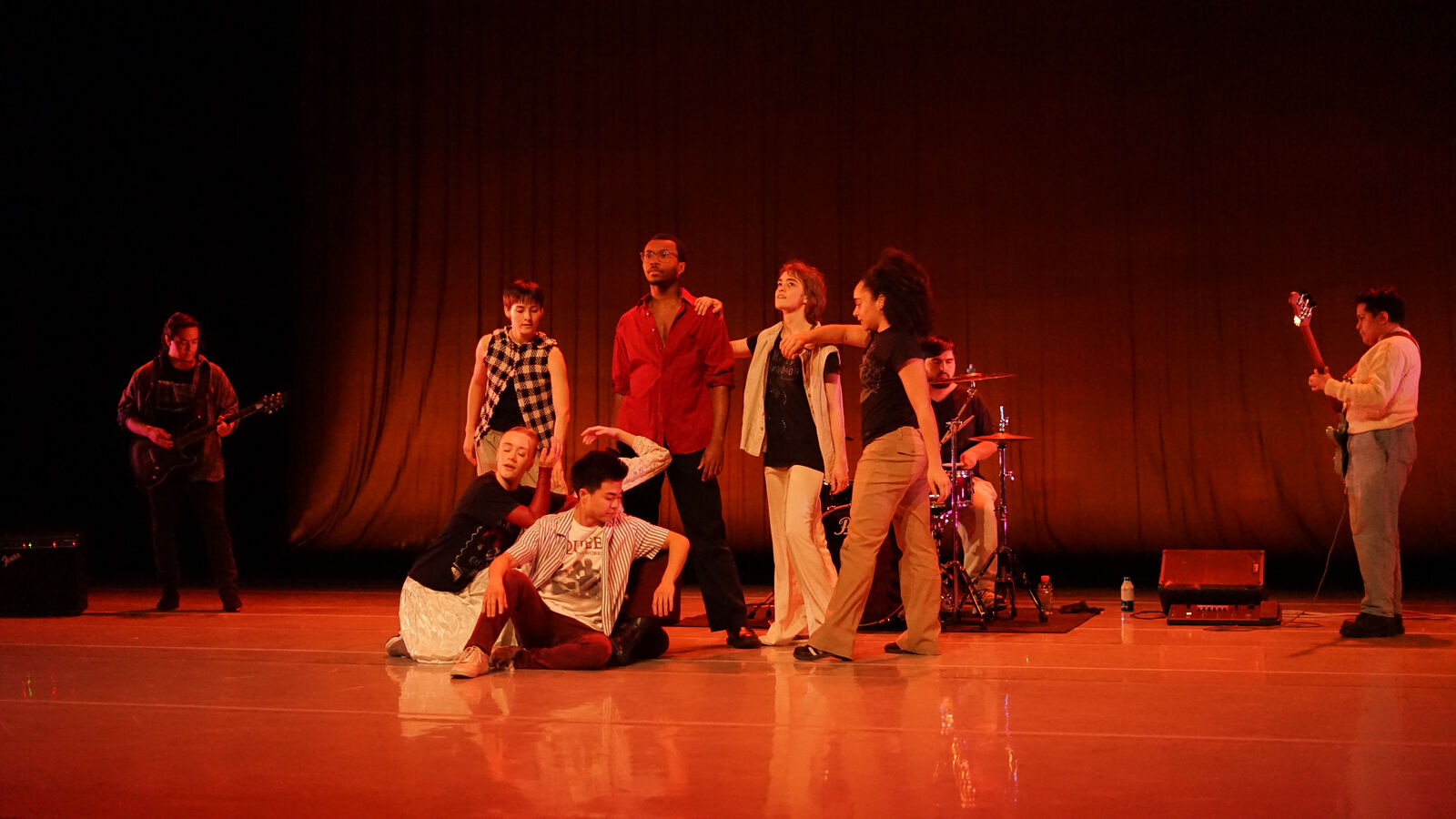 Performance photo by Lindsay Clipner (18)