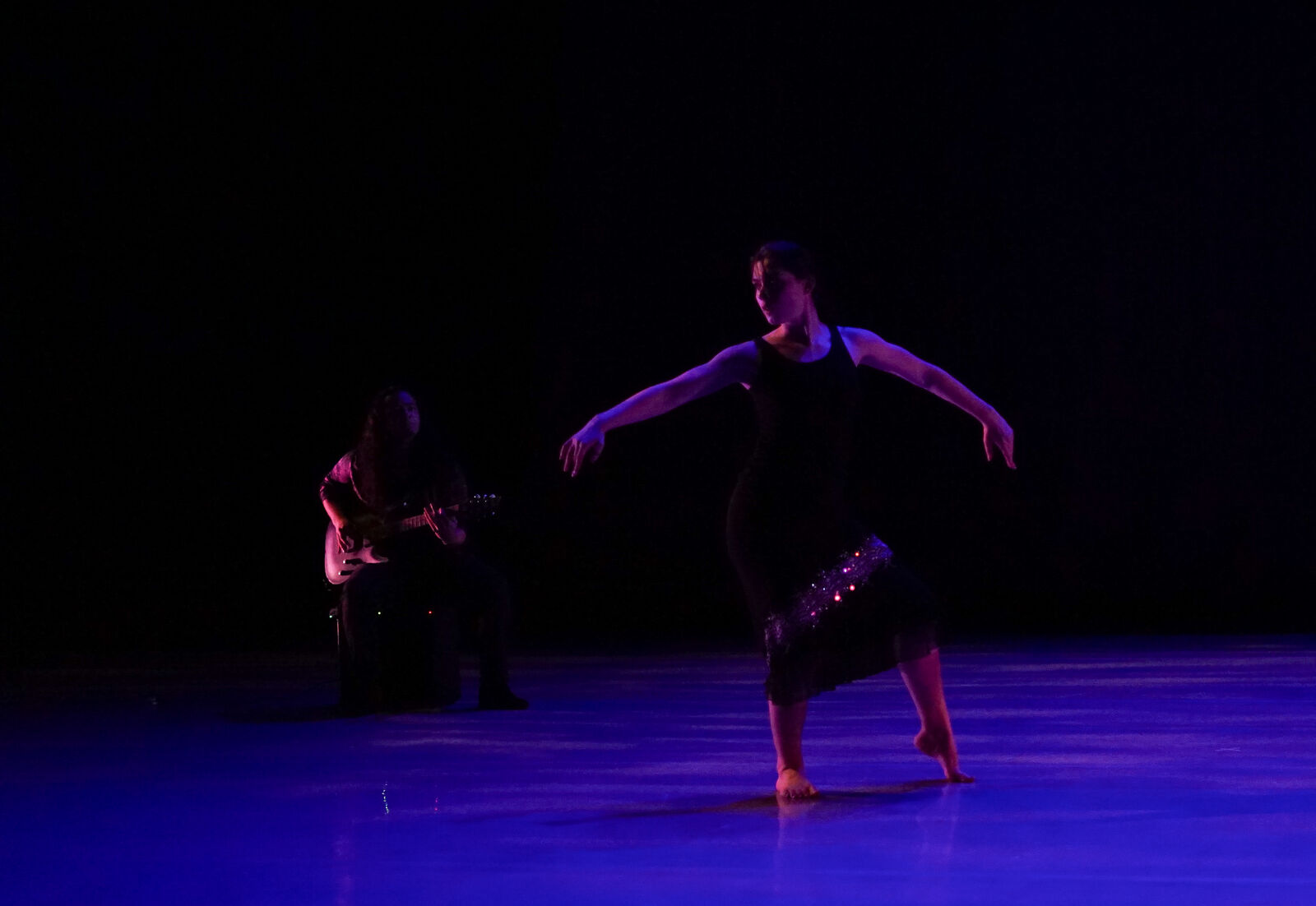 Performance photo by Lindsay Clipner (37)