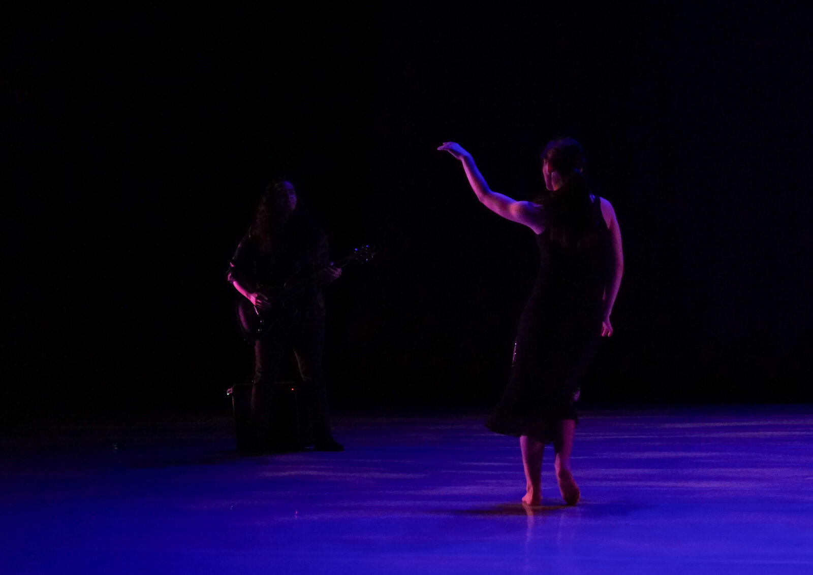 Performance photo by Lindsay Clipner (39)